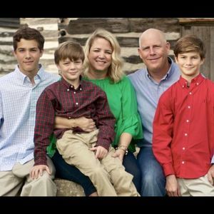 Meet your Posher, Torri